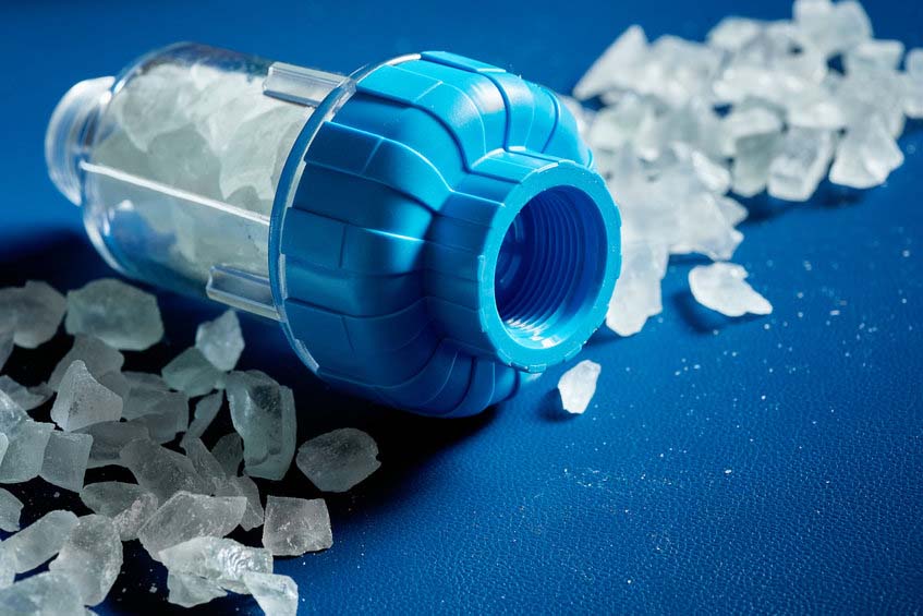 crystal salt for the system of filtration of water