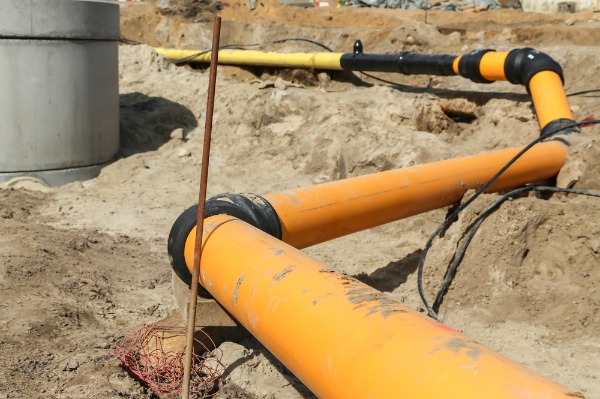 underground utility pipe installation